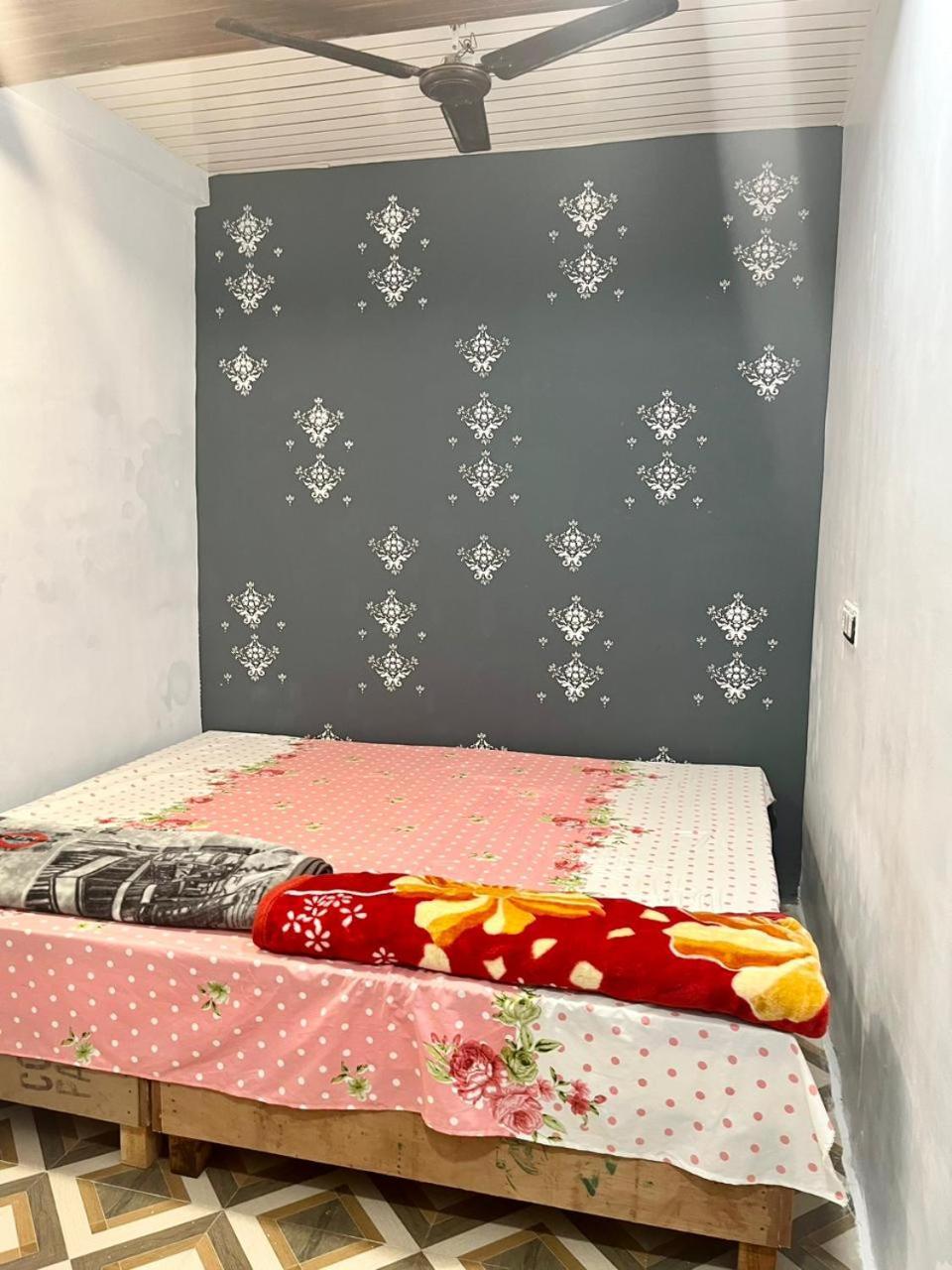 Shri Gamya Guest House Ujjain Room photo